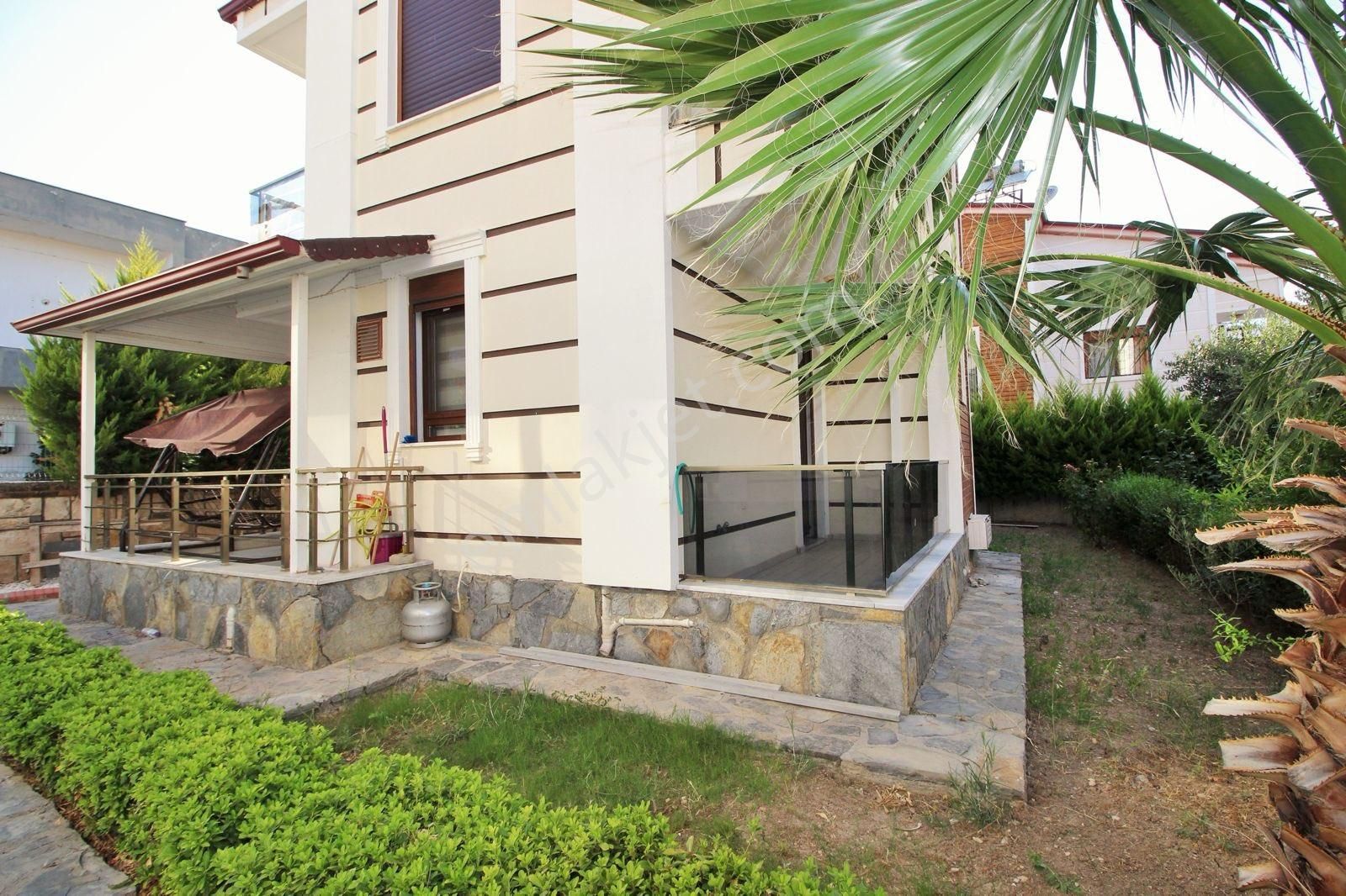 ⚡️acil Satılık⚡️plaja 250 Mt. 3+1 Triplex Tam Müstakil Villa Havuzlu Sitede⚡️ - Görsel 5