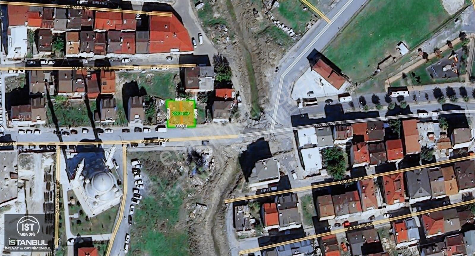 Arnavutköy'de Selçuklu Cad. Cephe 257 M2 İfrazlı Arsa - Görsel 5