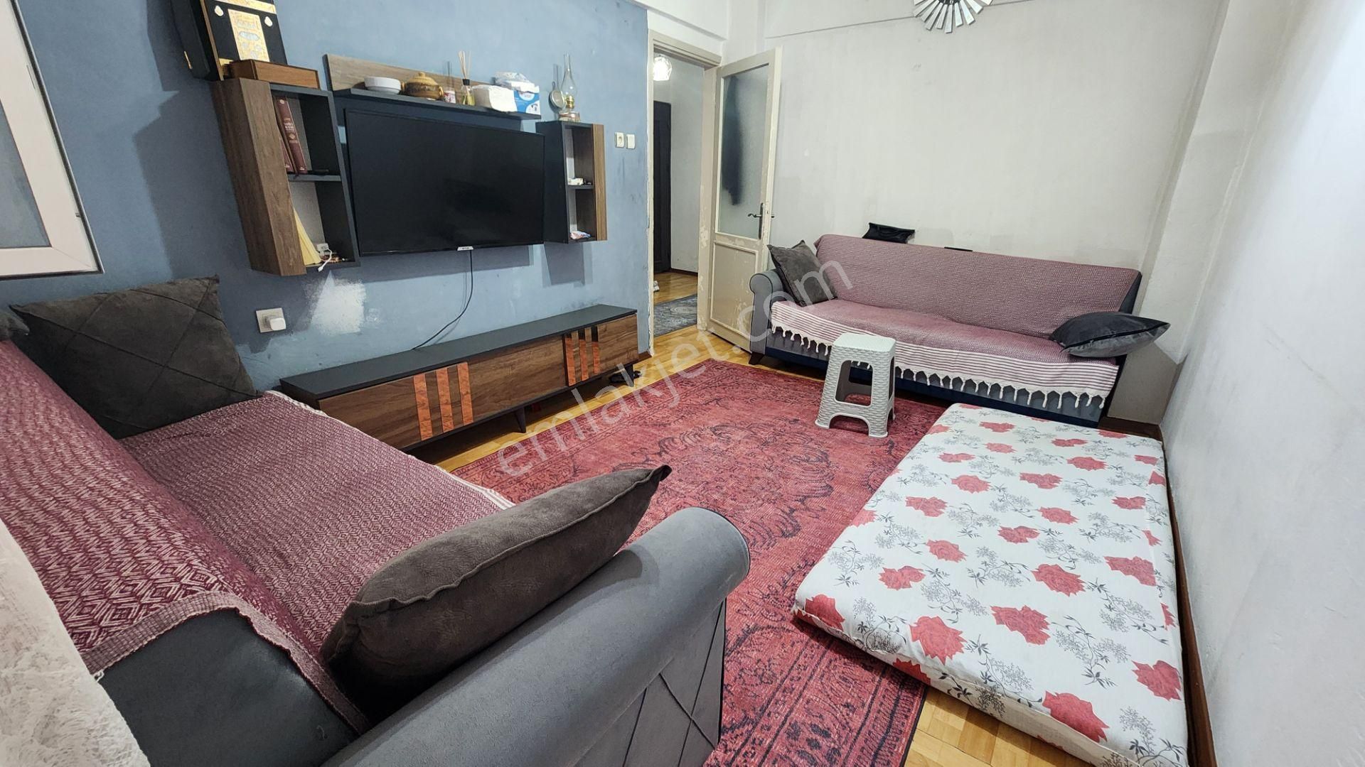Eyüpsultan İslambey Mah. 70 M² 2+1 Satılık Daire