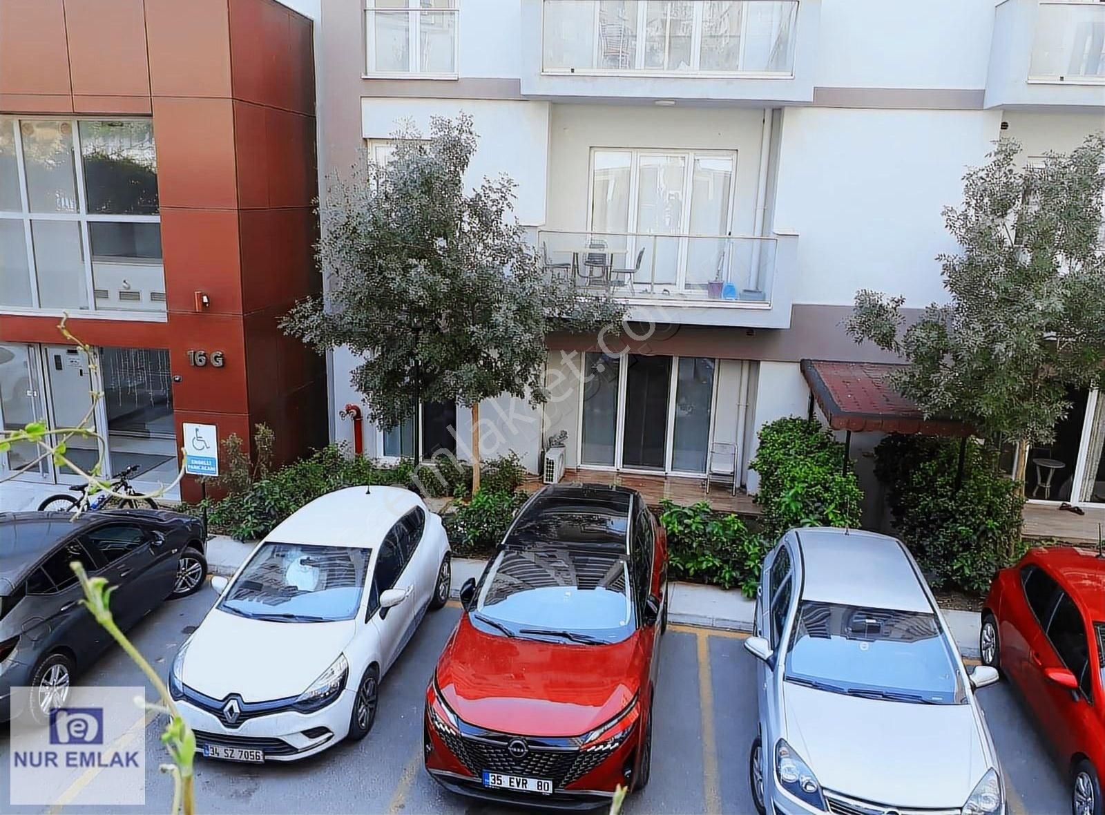 Yenitepe İzmir 1. Etap Havuzlu Kiralık Full Eşyalı 1+1