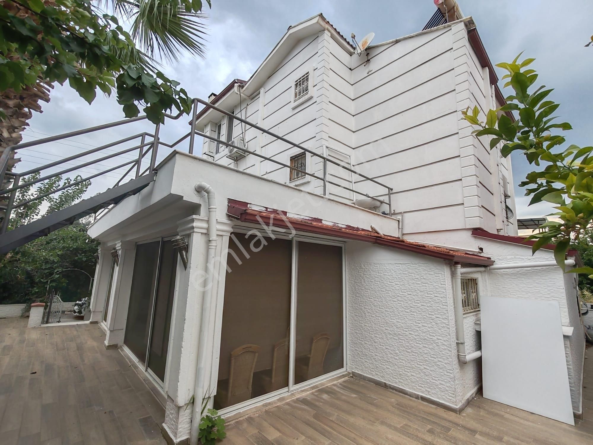 Seferihisar Atatürk Mahallesi Satılık Deniz Manzaralı Lüx Müstakil Villa - Görsel 16