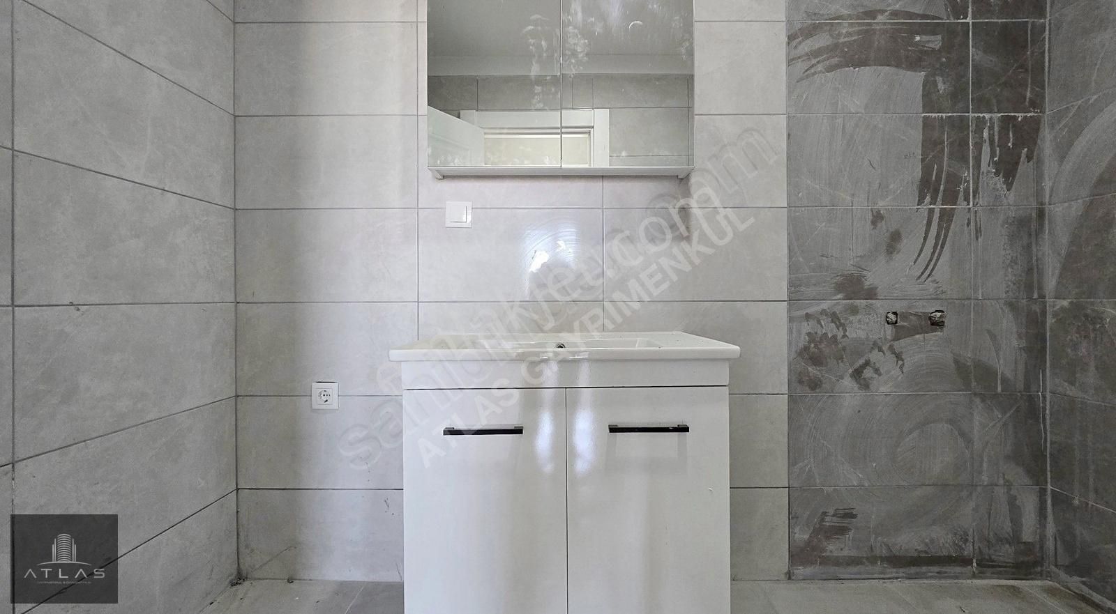 Atlas'tan, Site İçi, 3+1, 115m2, 9.kat, E.banyolu, Manzaralı - Görsel 17