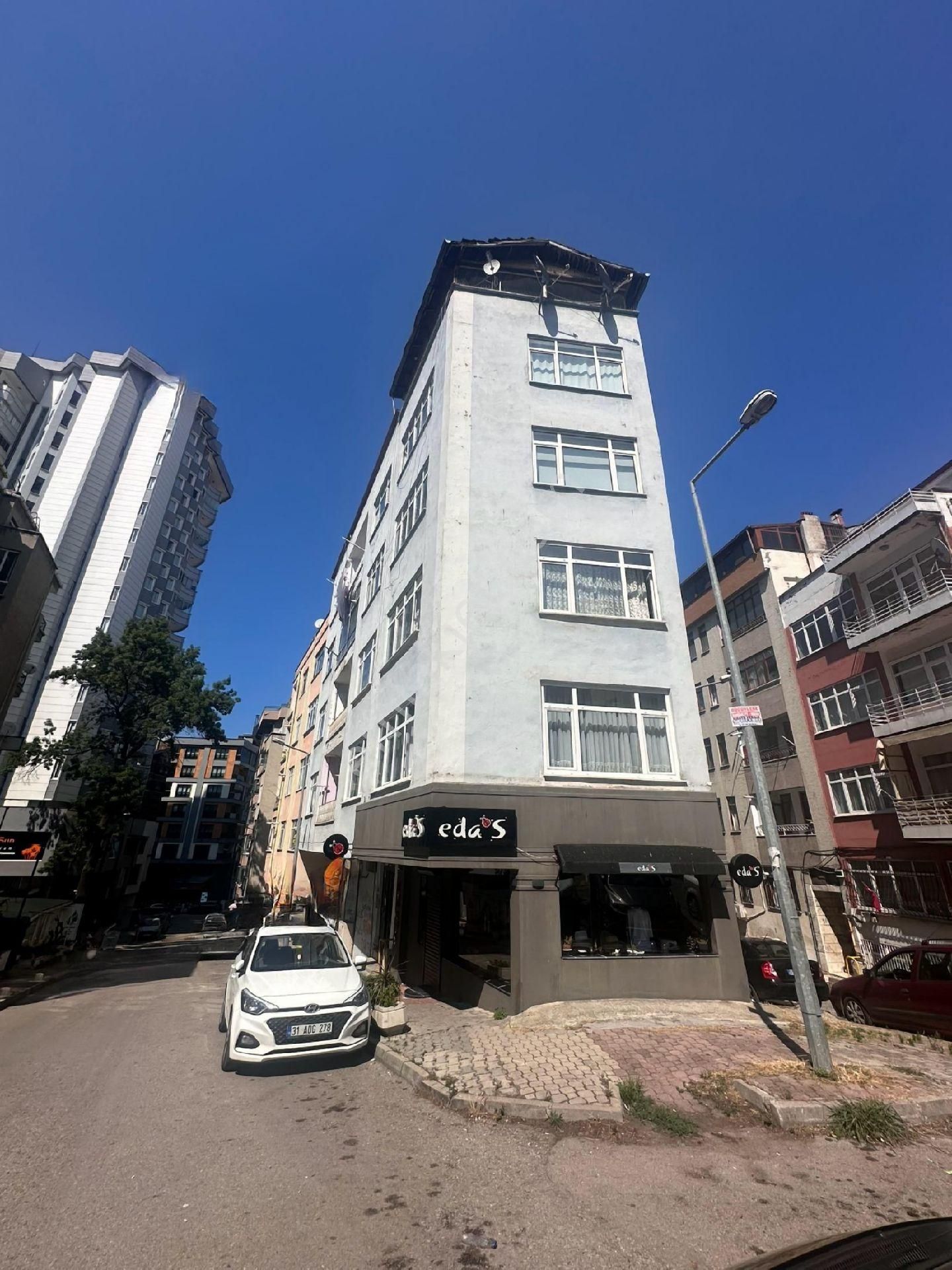 Lider Gayrimenkul'den Bahçelievler Mh. 56'lar Mevkiinde Merkezi Konumda Fırsat Daire