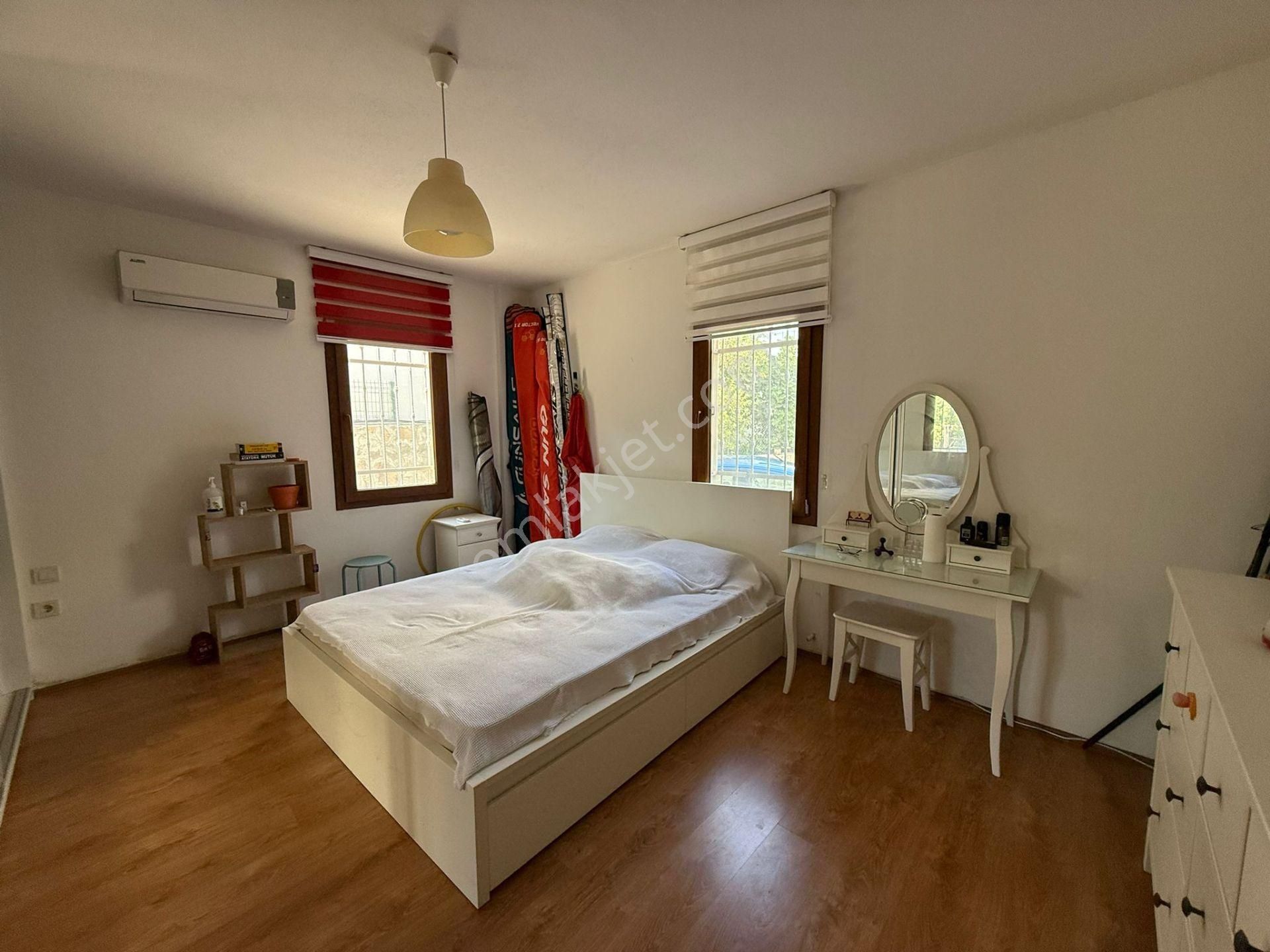 Ortakent Merkez Düzayak Konumda Satılık Bahçeli Daire Geniş Ev Yatırım Fırsatı Köşe Blok Krediye Uyg - Görsel 21