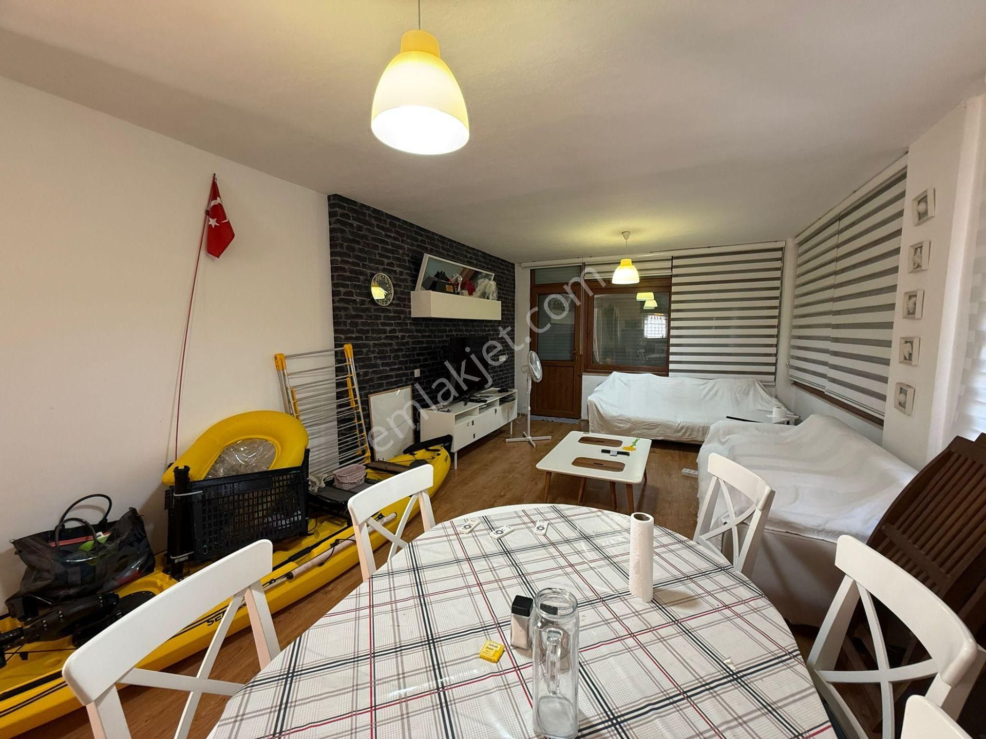 Ortakent Merkez Düzayak Konumda Satılık Bahçeli Daire Geniş Ev Yatırım Fırsatı Köşe Blok Krediye Uyg - Görsel 3