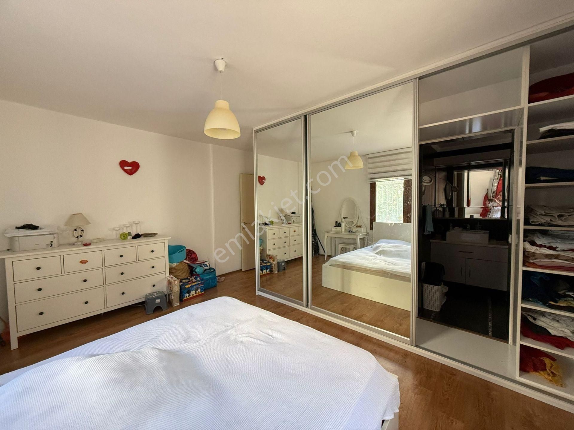 Ortakent Merkez Düzayak Konumda Satılık Bahçeli Daire Geniş Ev Yatırım Fırsatı Köşe Blok Krediye Uyg - Görsel 18