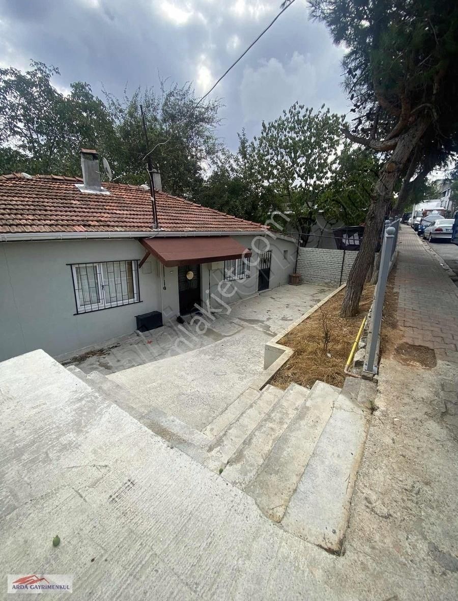 Ümraniye Dumlupınar Mh. Cad Yakın Güzel Konum Müstakil Kiralık
