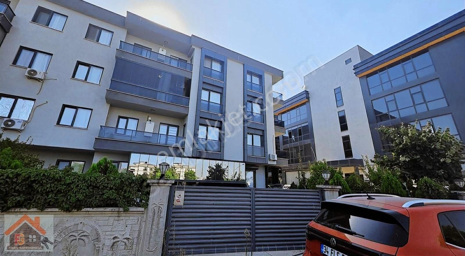 Yalova Çiftlikköy De Satılık Geniş Lüks Daire