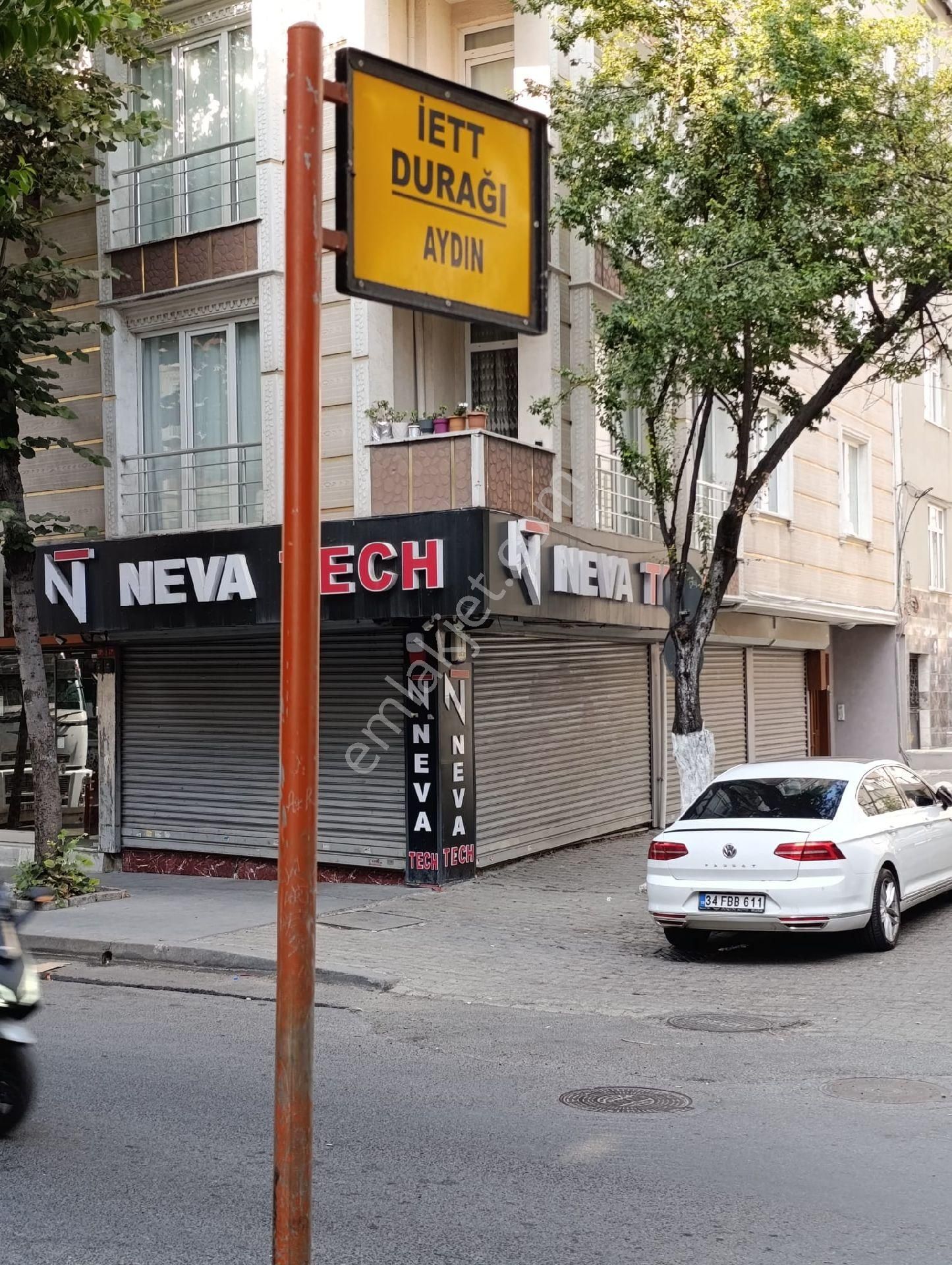 Cadde Üstü Merkez Mahallesi
