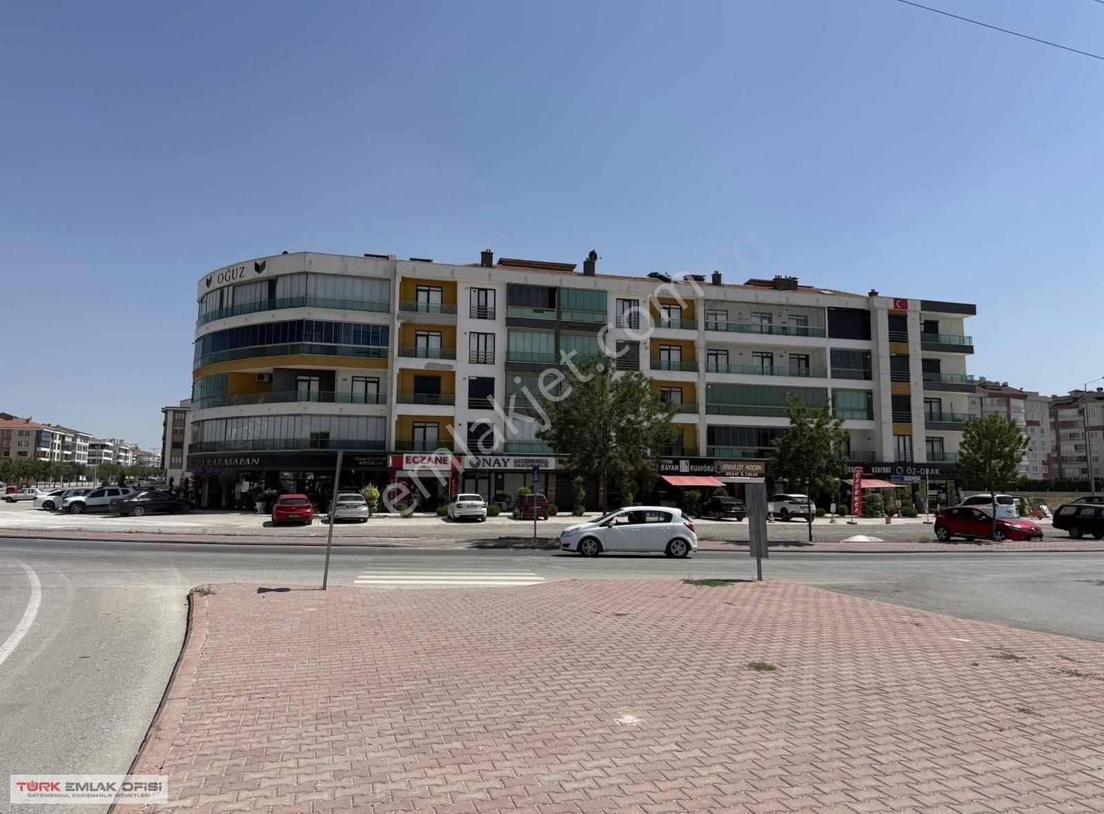 Beyhekim Caadesi Üzeri Elmalı Hamdi Kavşağı Satılık 3+1 Daire