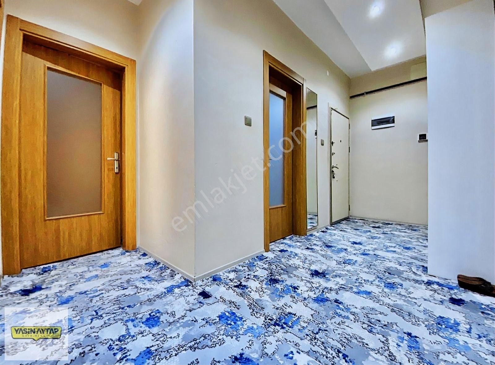 Ulubatlı Hasan Mah. Site İçerisinde Geniş 3+1 Arakat Daire