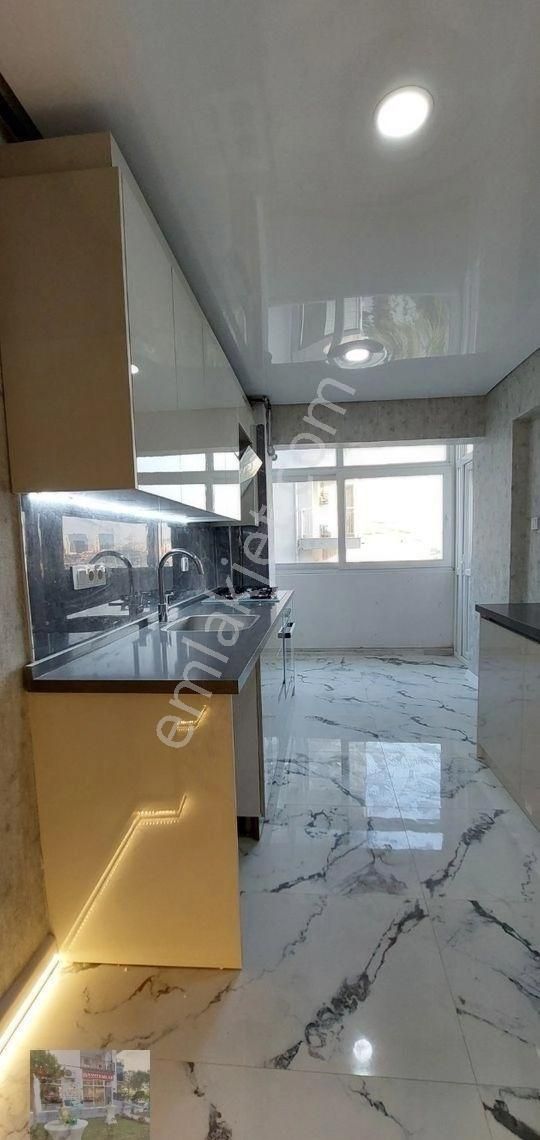 Karşıyaka Zübeyde Hanım Mah. Ful Tadilatlı Satılık Daire Kanıt Ermlaktan - Görsel 28