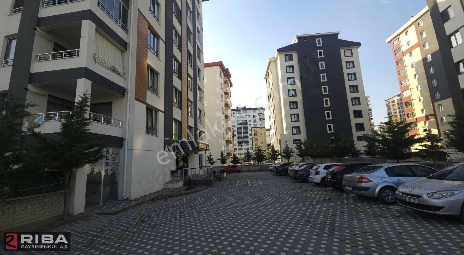 Serkent Ana Yolda Full Yapılı Daıre Son Kat - Görsel 17