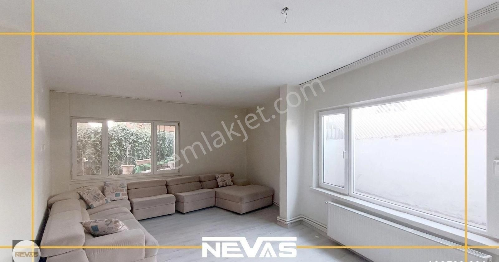 Nevas - Aydınlıkevlerde 2+1 Eşyasız Kiralık Daire
