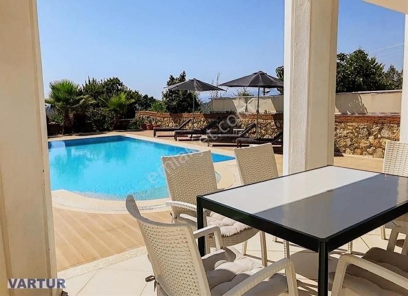 Deniz Manzaralı Satılık Müstakil Villa - Görsel 16