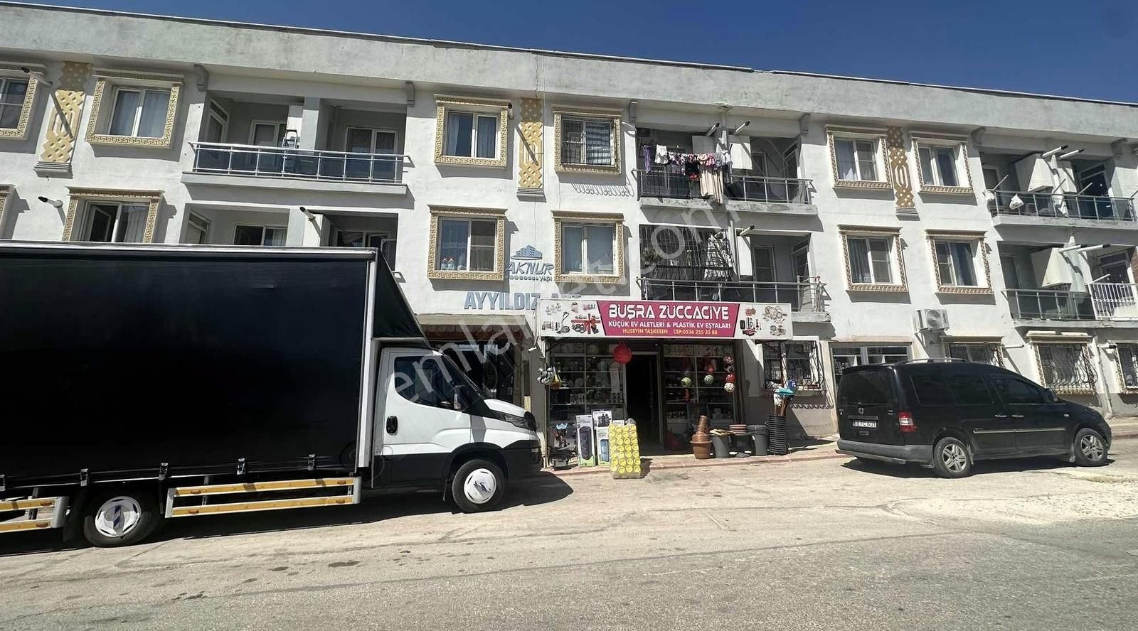 Özkanlar Gayrimenkul'den Üniversite Karşısında 1+1 Daire
