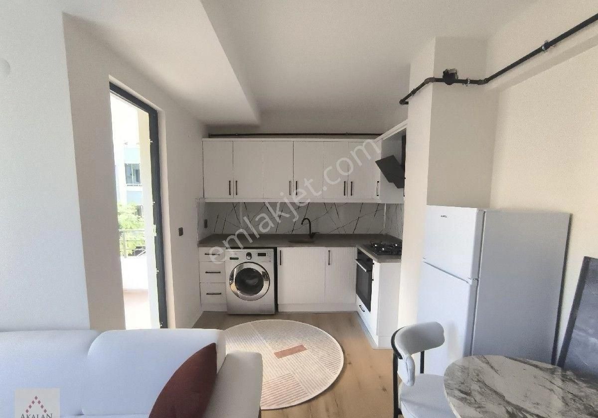 Atakum Bornova Caddesine Konum Full Eşyalı 1+1