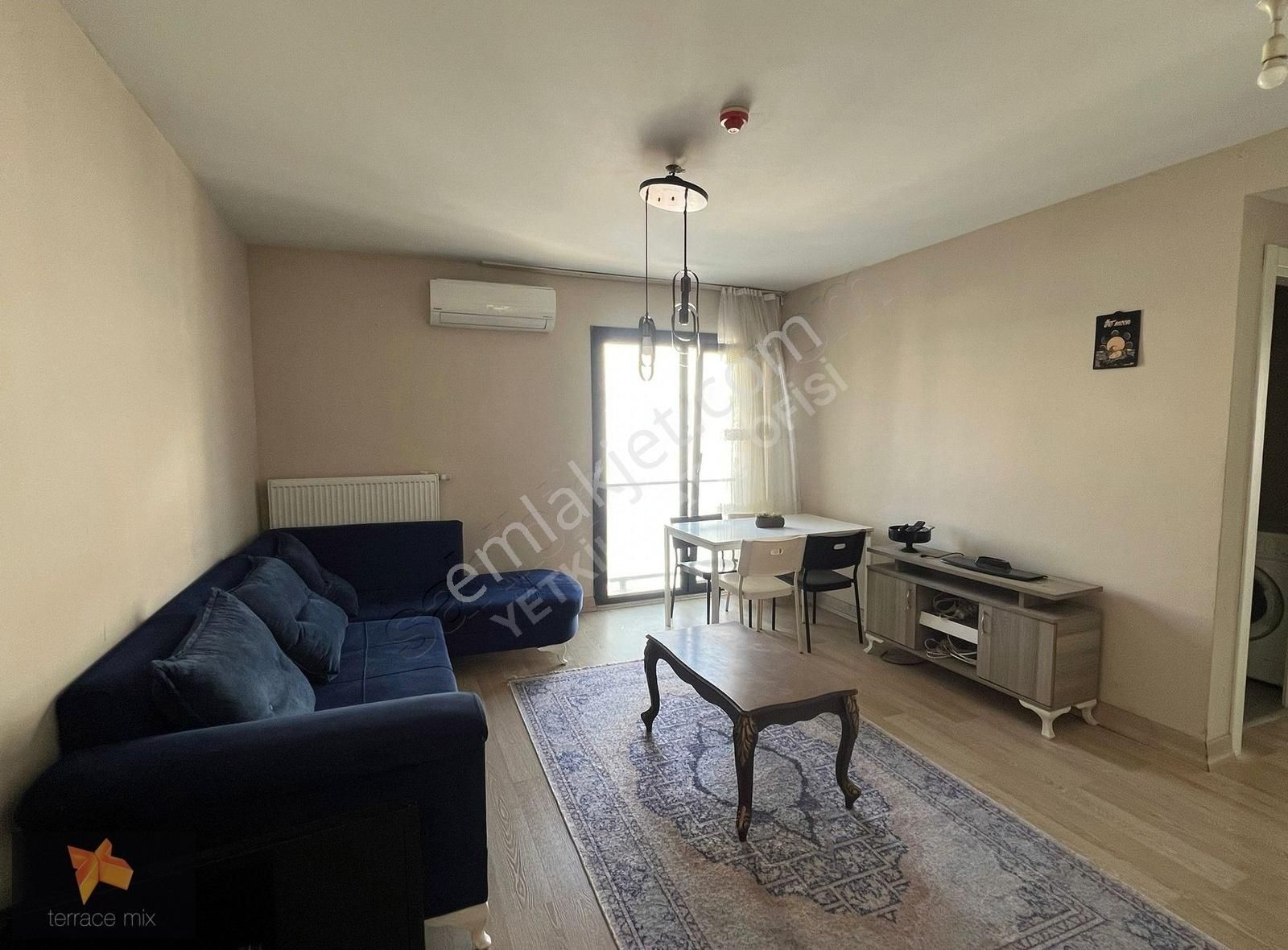 Terrace Mix'te Büyük Tip Büyük Balkonlu Peyzaj Cephe Eşyalı 1+1