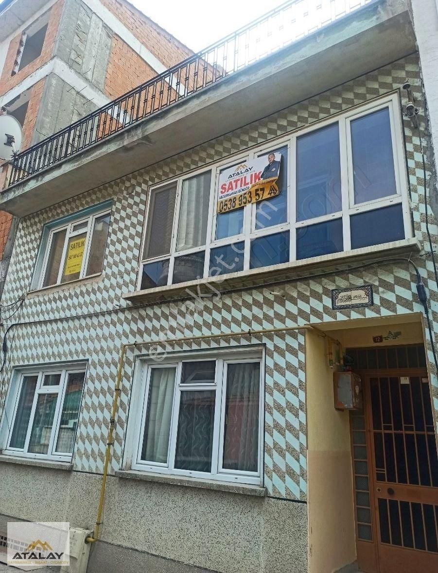 Meydan Mahallesinde 2 Katlı Müstakil Ev Ve Arsası