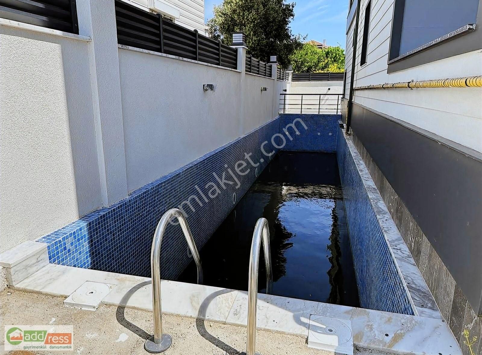 Müstakil Büyük Sıfır Deniz Manzaralı Havuzlu Villa 460 M2 Kapalı - Görsel 27