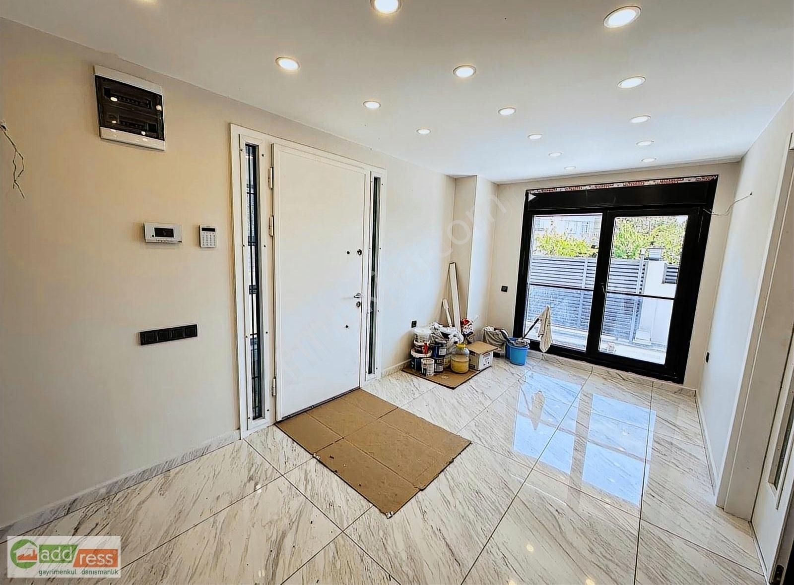 Müstakil Büyük Sıfır Deniz Manzaralı Havuzlu Villa 460 M2 Kapalı - Görsel 25