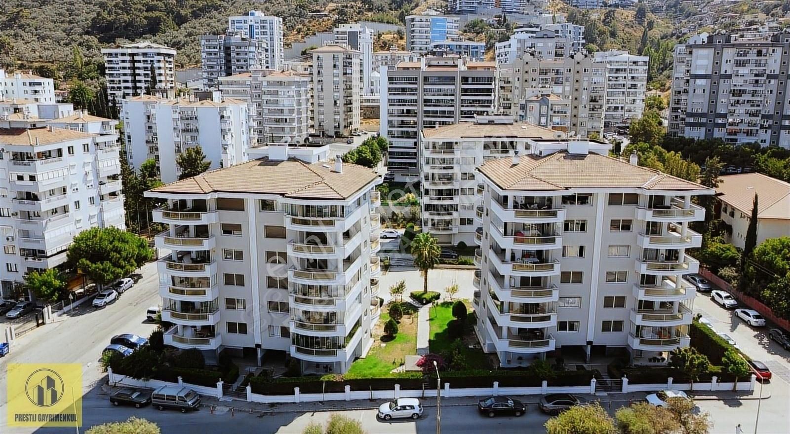 9 Eylül Tıp Fakültesi Yakını Ara Kat Site İçi Kiralık 3+1 Daire