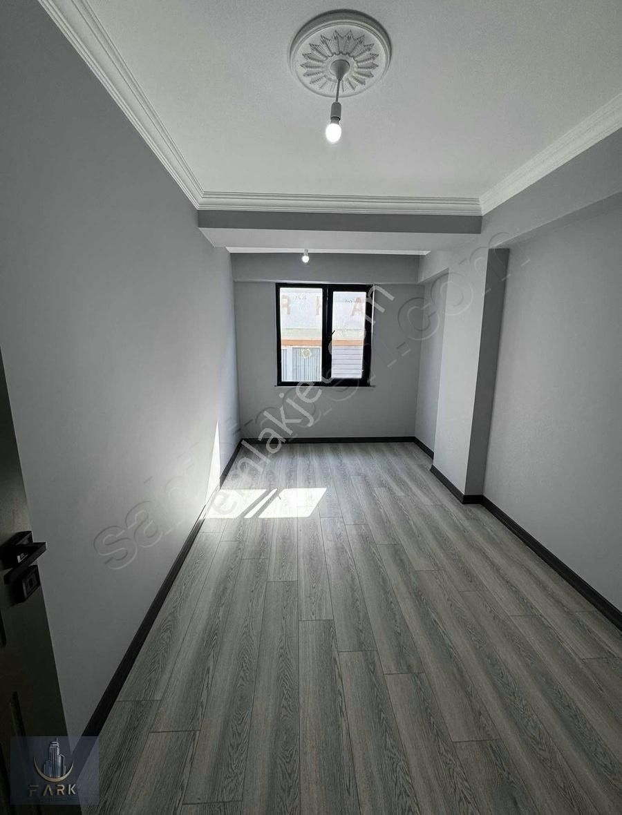 Otoparklı Lüks 2+1 Ön Cephe Satılık Daire - Görsel 9