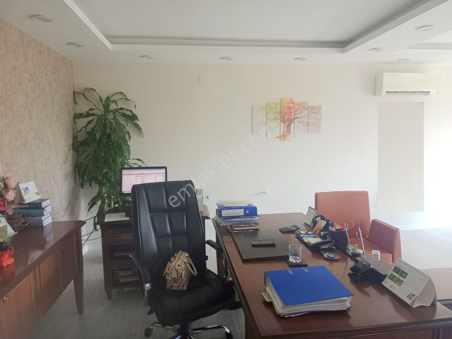 Lemas Emlak : Deniz Manzaralı Satılık Şık Ofis - Görsel 9