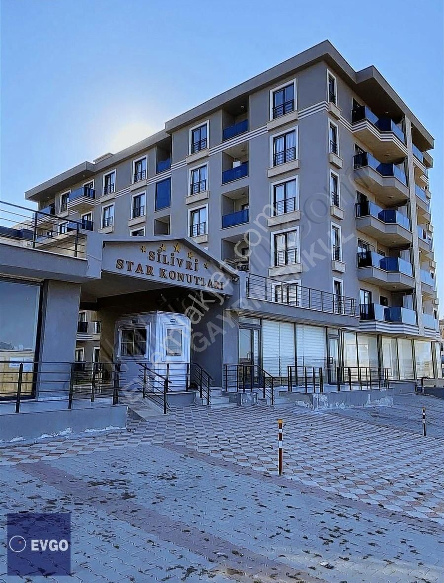 Silivri Yeni Mahallede Satılık 100 M2 Net 2+1 Daire