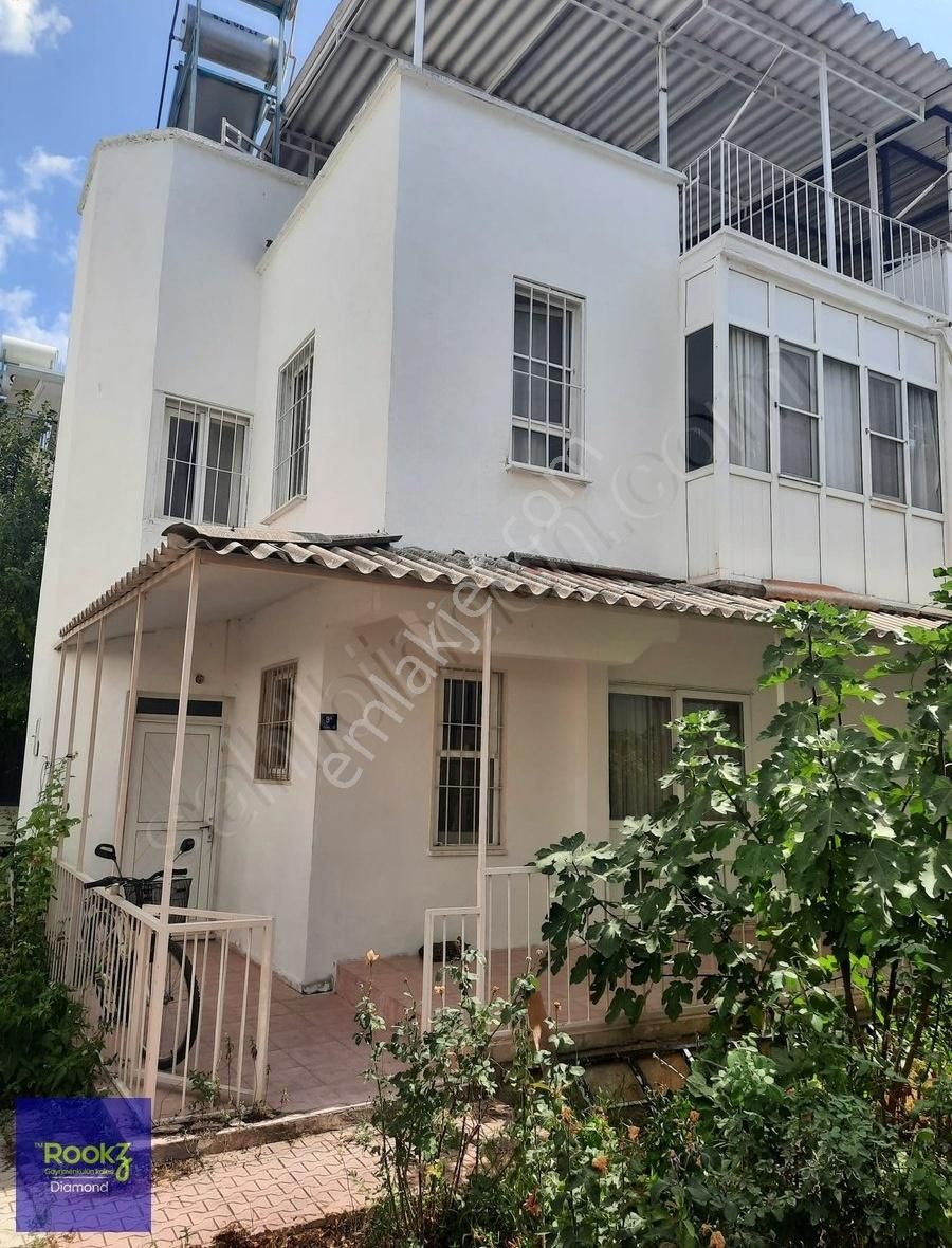 Didim Hisar Mahallesinde Satılık Teraslı 3+1 Villa