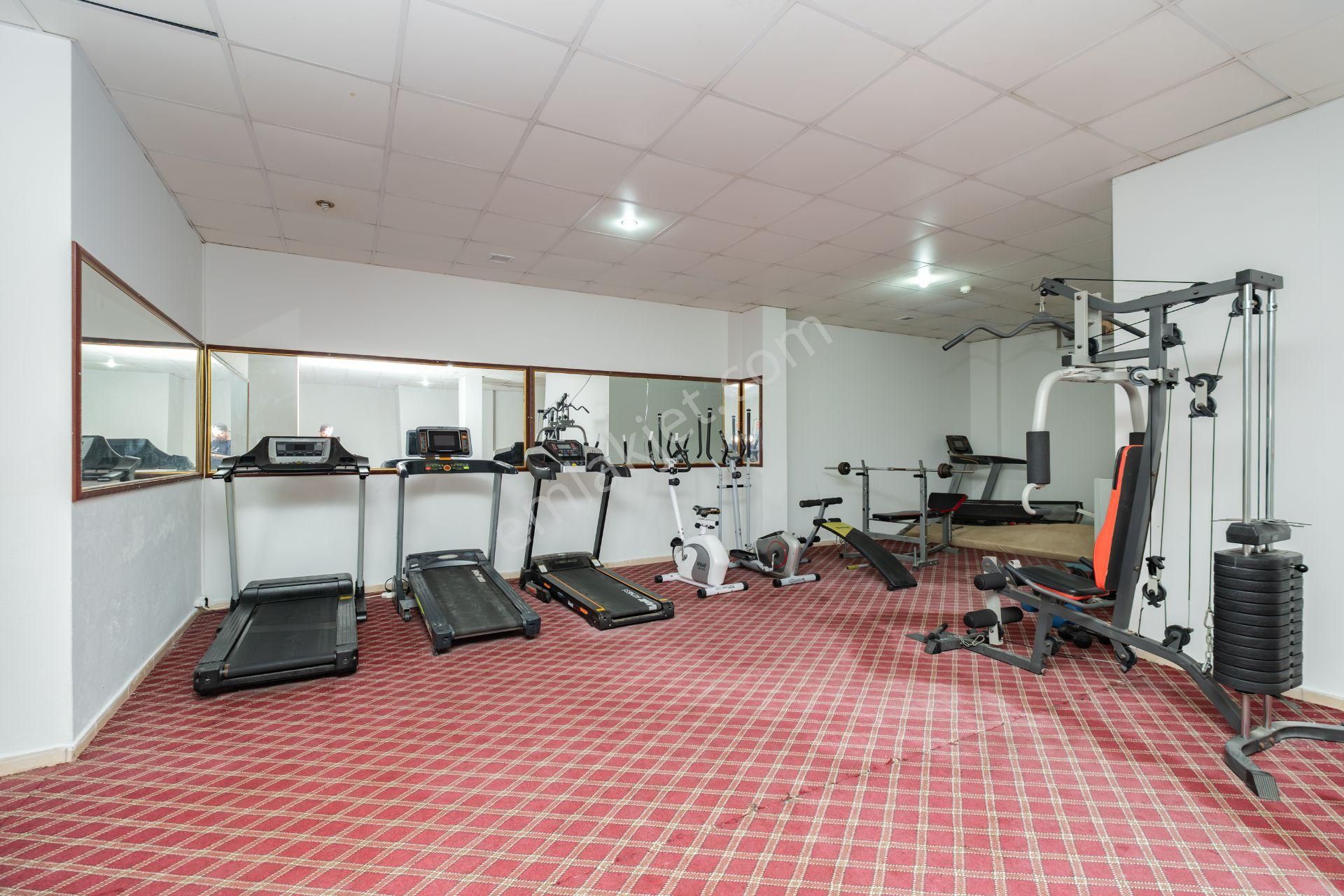 Bölgenin En Güzel Sitesinde Full Donanımlı Lüks 5+1 - Görsel 35