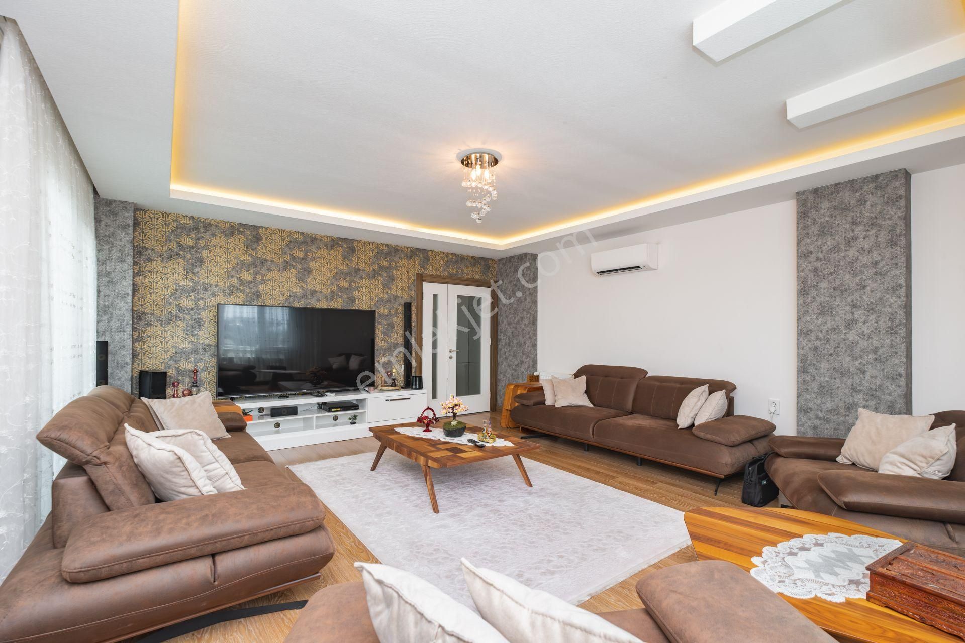 Bölgenin En Güzel Sitesinde Full Donanımlı Lüks 5+1 - Görsel 20