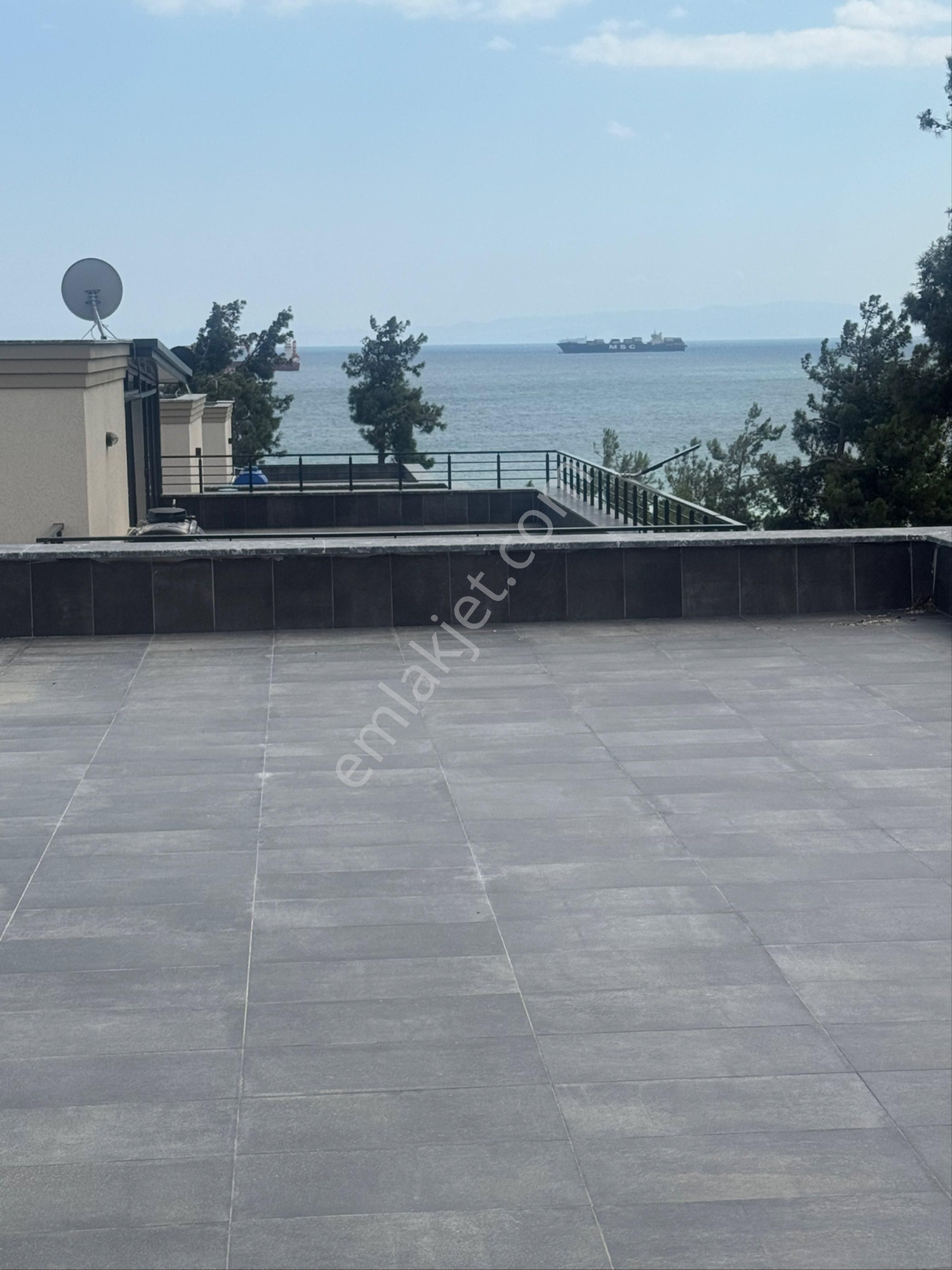 Tekirdağ Süleyman Paşada 3 Katlı Denize Sıfır Villa Harika Konum - Görsel 11