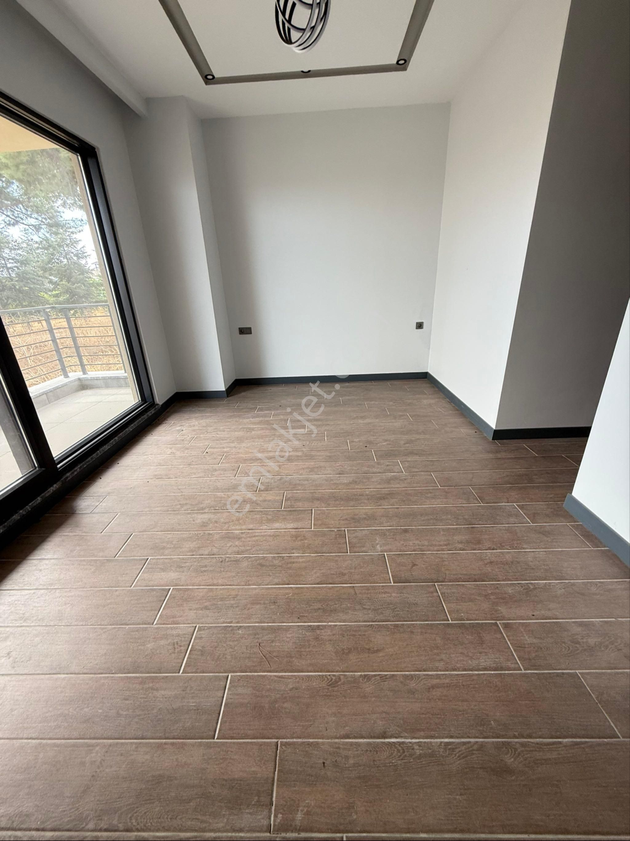 Tekirdağ Süleyman Paşada 3 Katlı Denize Sıfır Villa Harika Konum - Görsel 20