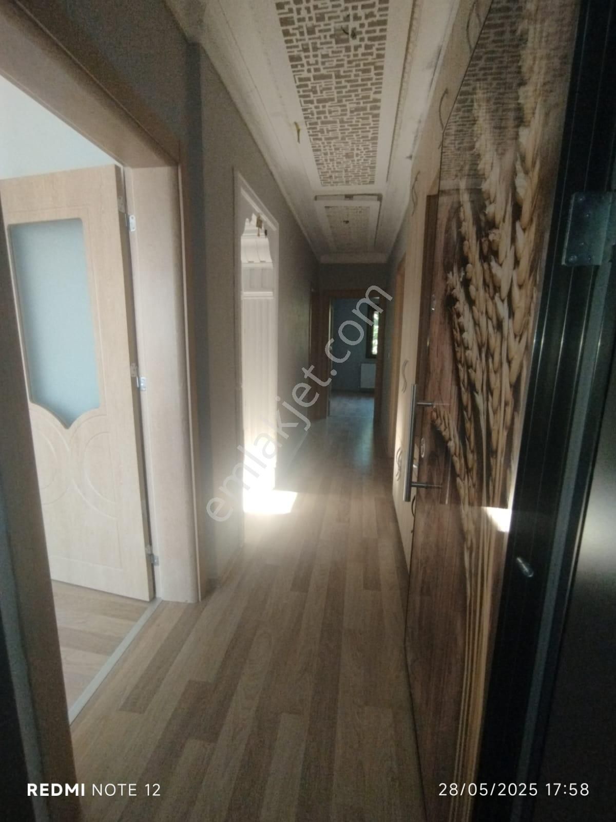 Bağlarbaşında Komple Satılık Kelepir Bina - Görsel 8