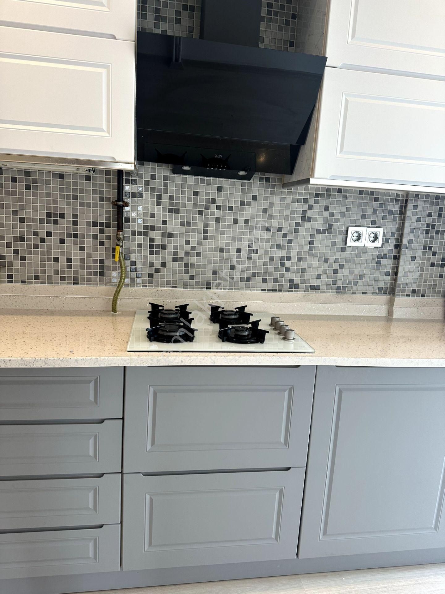 İçi Sıfır 3 + 1 Eşyasız Kiralık Daire - Görsel 8