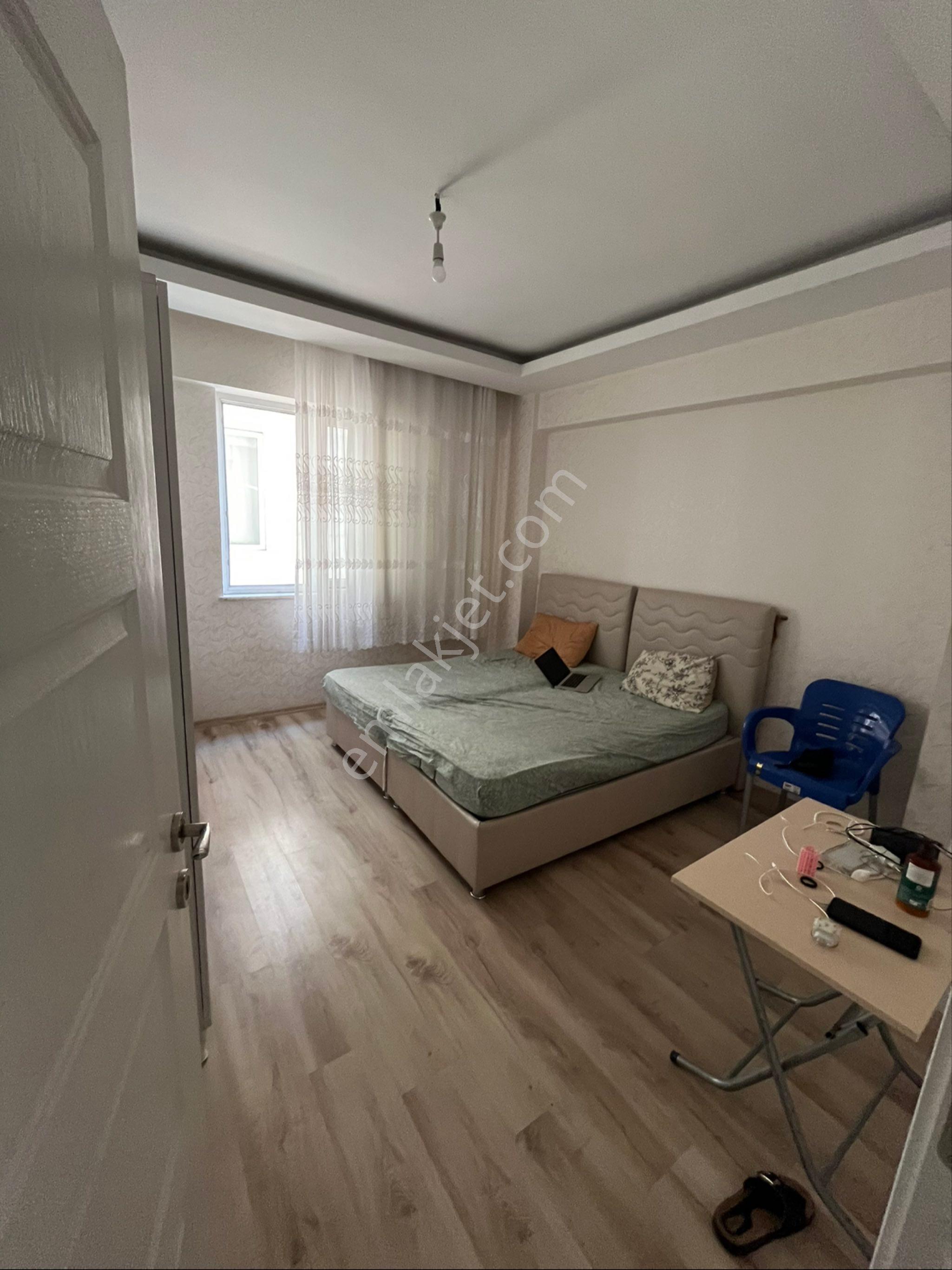 Oğuzeli Çarşı Merkezinde Ana Caddeye Cepeli 2+1 Daire - Görsel 13