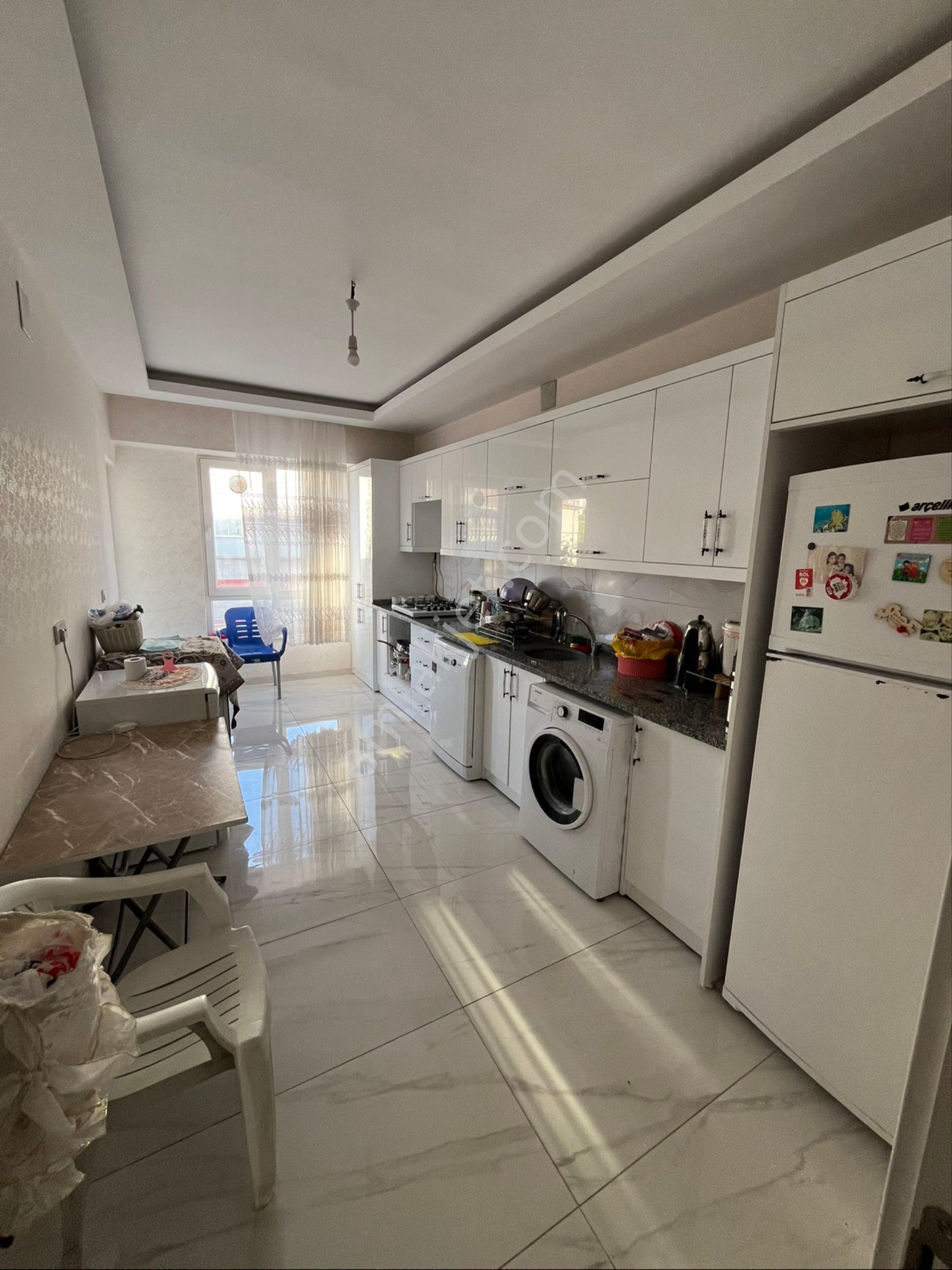 Oğuzeli Çarşı Merkezinde Ana Caddeye Cepeli 2+1 Daire - Görsel 15