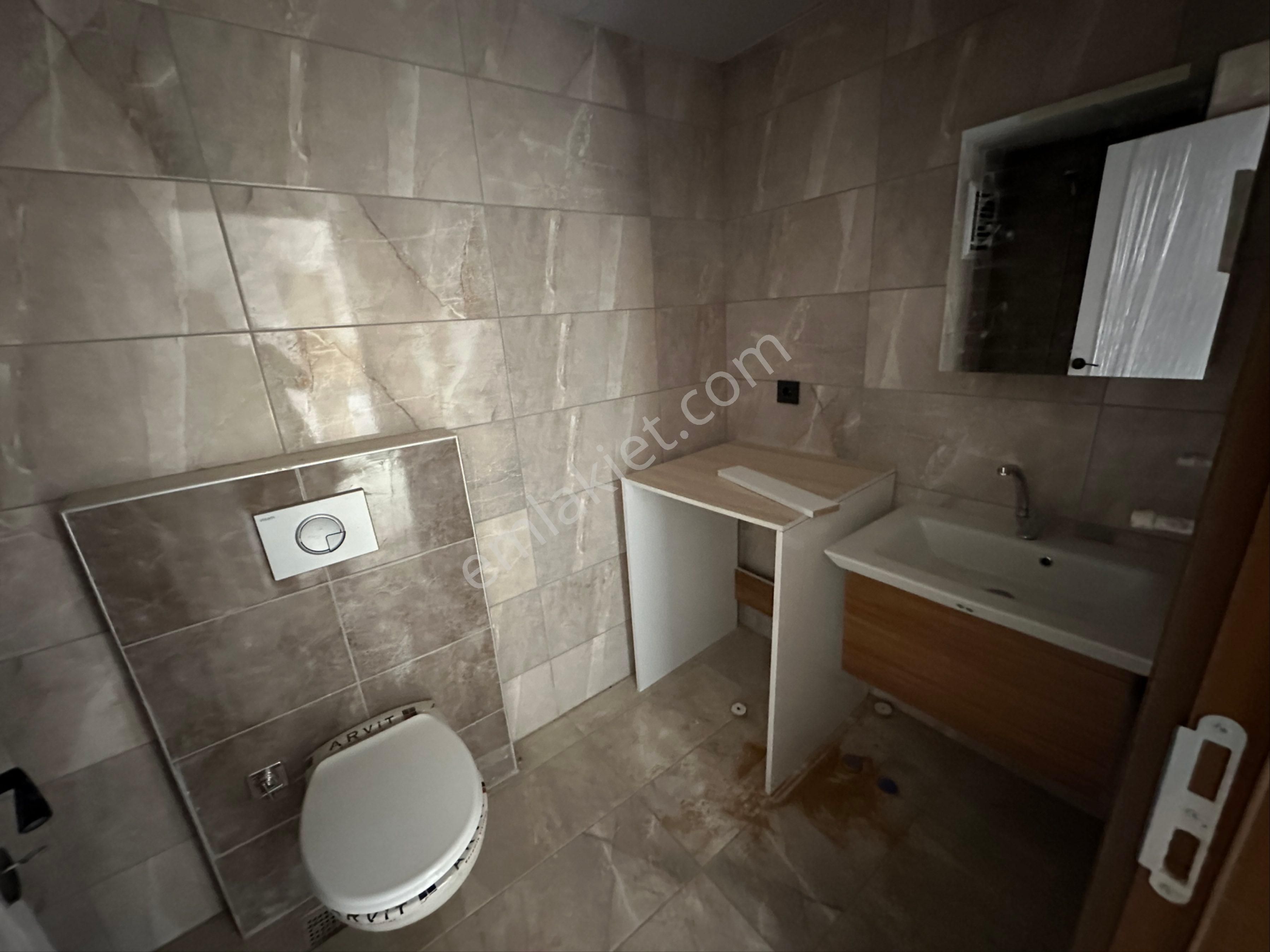 Çınarlıda Bulvar Üzeri Hasarsız İskanlı Satılık 1+1 Daire - Görsel 9