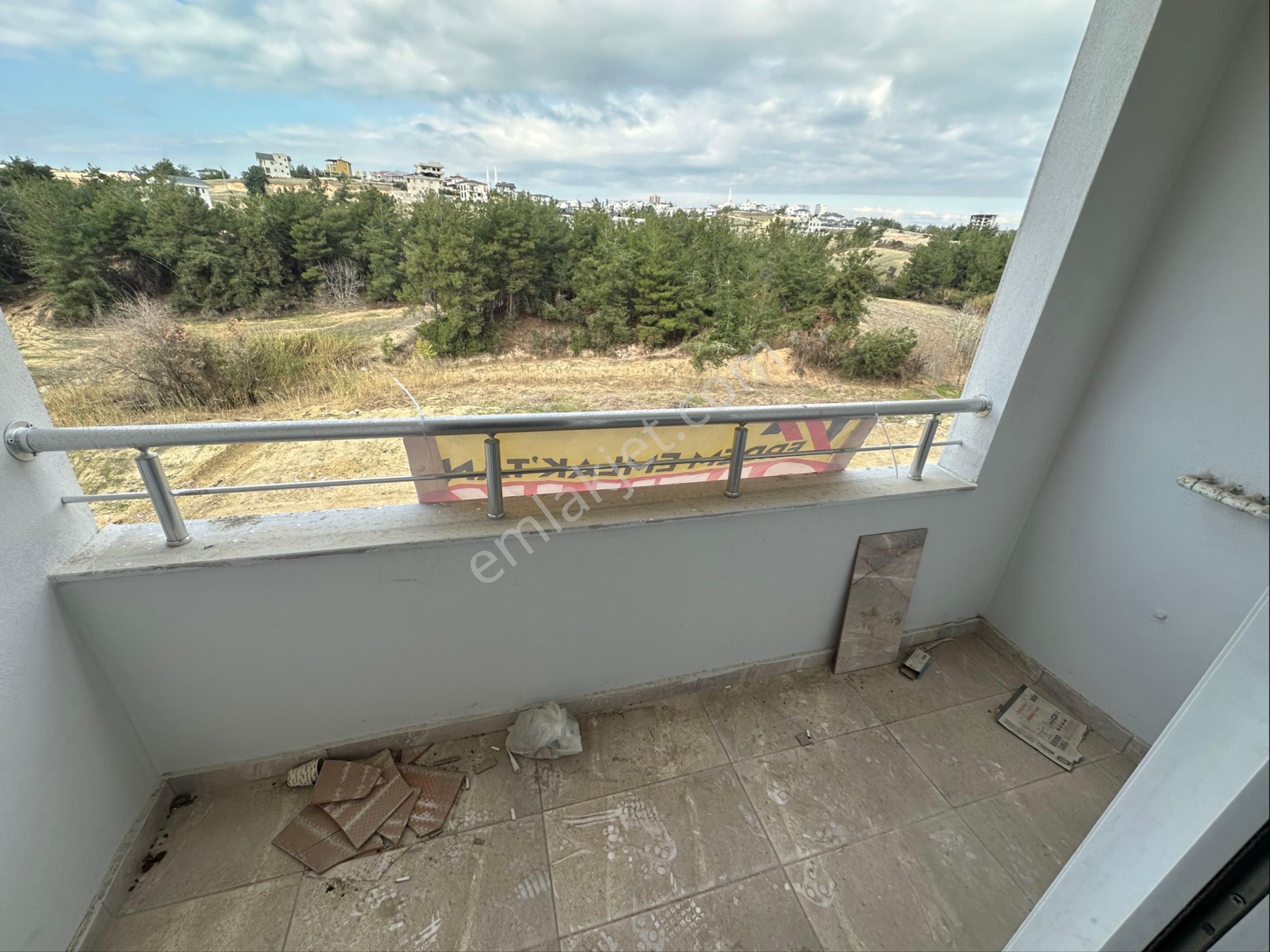 Çınarlıda Bulvar Üzeri Hasarsız İskanlı Satılık 1+1 Daire - Görsel 2