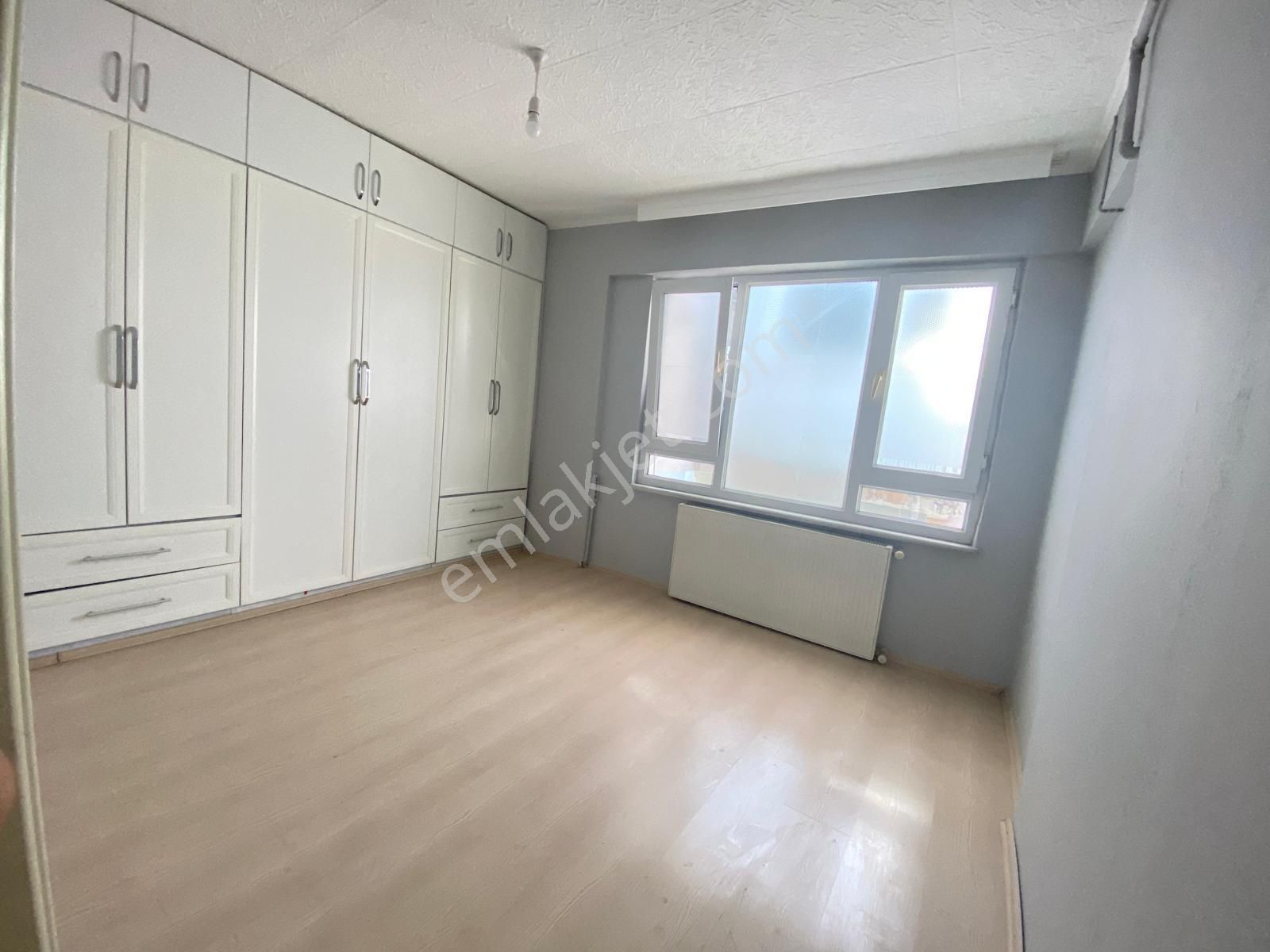 Muradiye’de Ana Cadde Üzeri Satılık Masrafsız Daire - Görsel 9