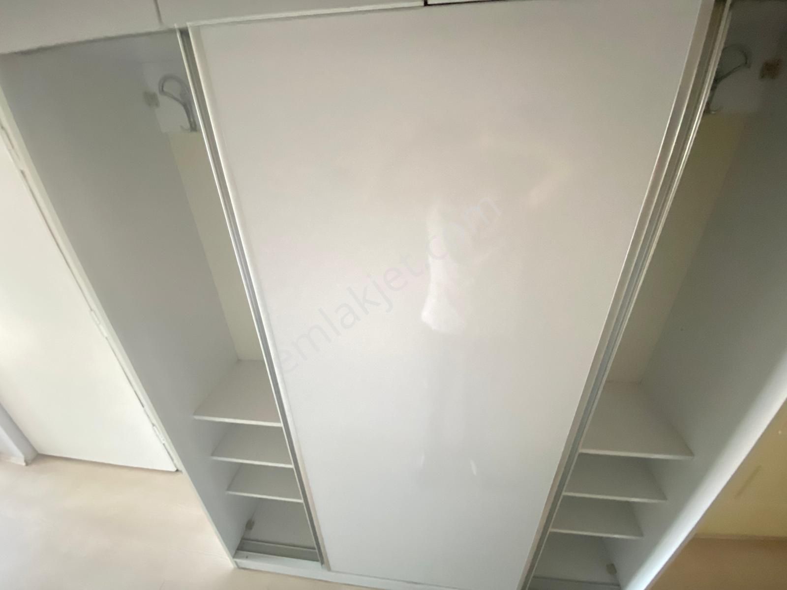 Muradiye’de Ana Cadde Üzeri Satılık Masrafsız Daire - Görsel 14