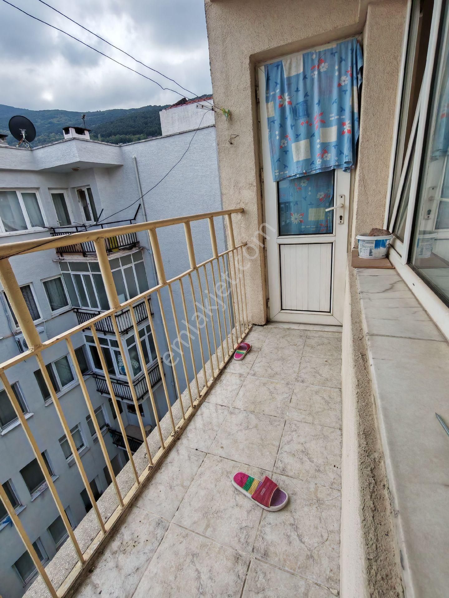 Barış Emlak'tan İpekçilik Cadde Üzeri Teraslı 3+1 Daire. - Görsel 16