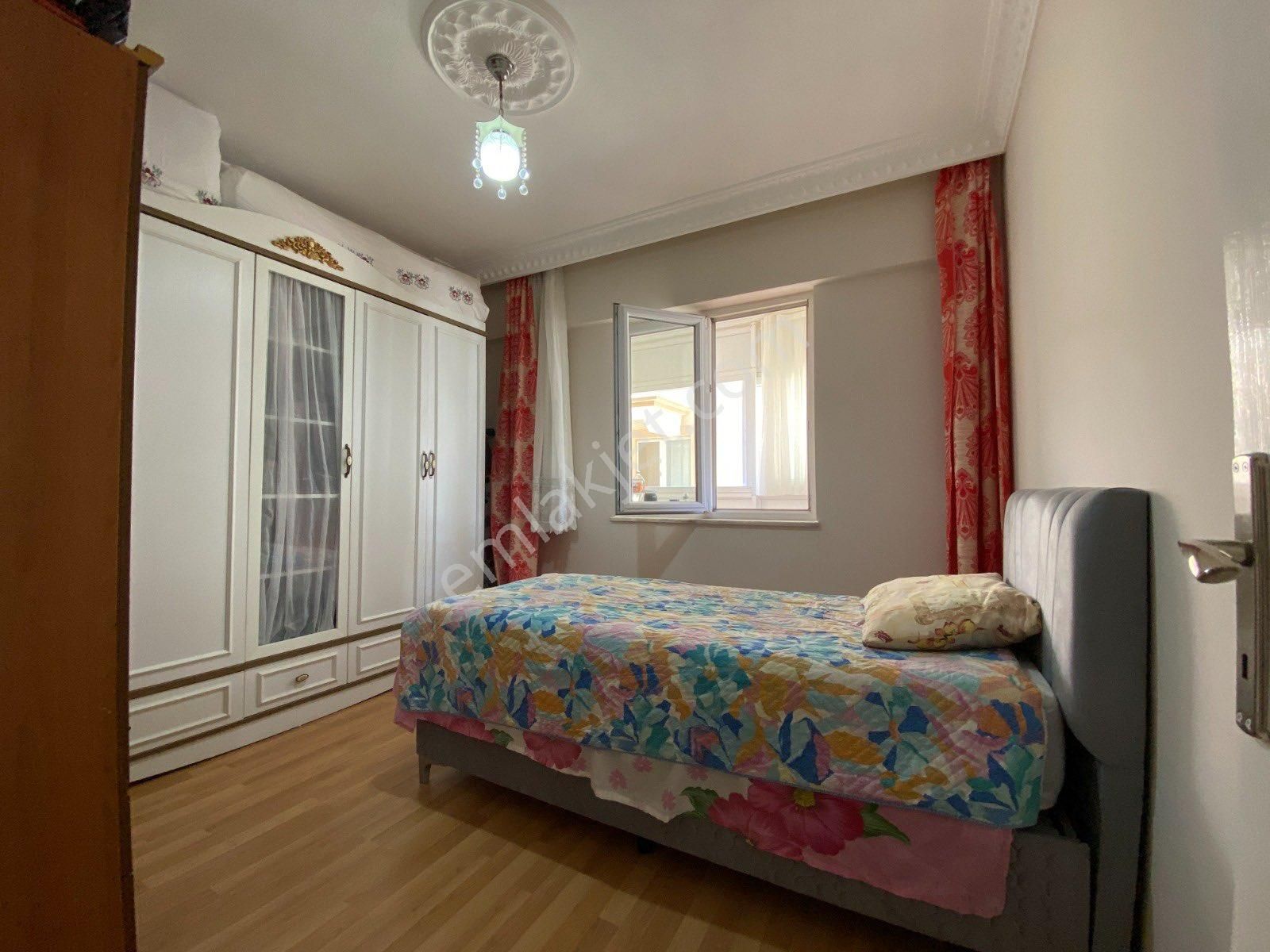 ⚡️merkezde Satılık 10 Yaşında Binada 2+1 Daire Ayrı Mutfak Ara Kat⚡️ - Görsel 15