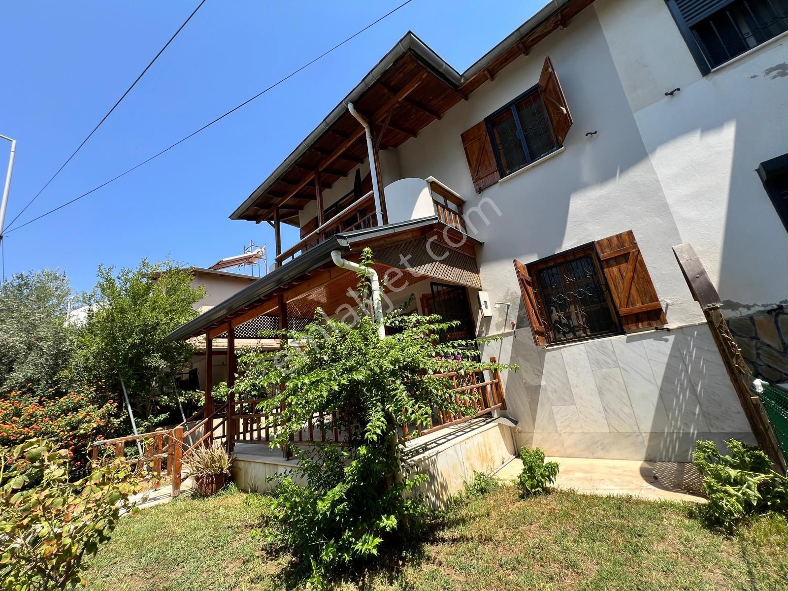 Seferihisar Ürkmez’de 3+1 Satılık Villa Denize Tarafında - Görsel 6