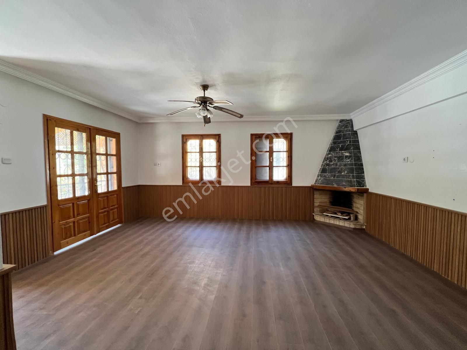 Seferihisar Ürkmez’de 3+1 Satılık Villa Denize Tarafında - Görsel 20