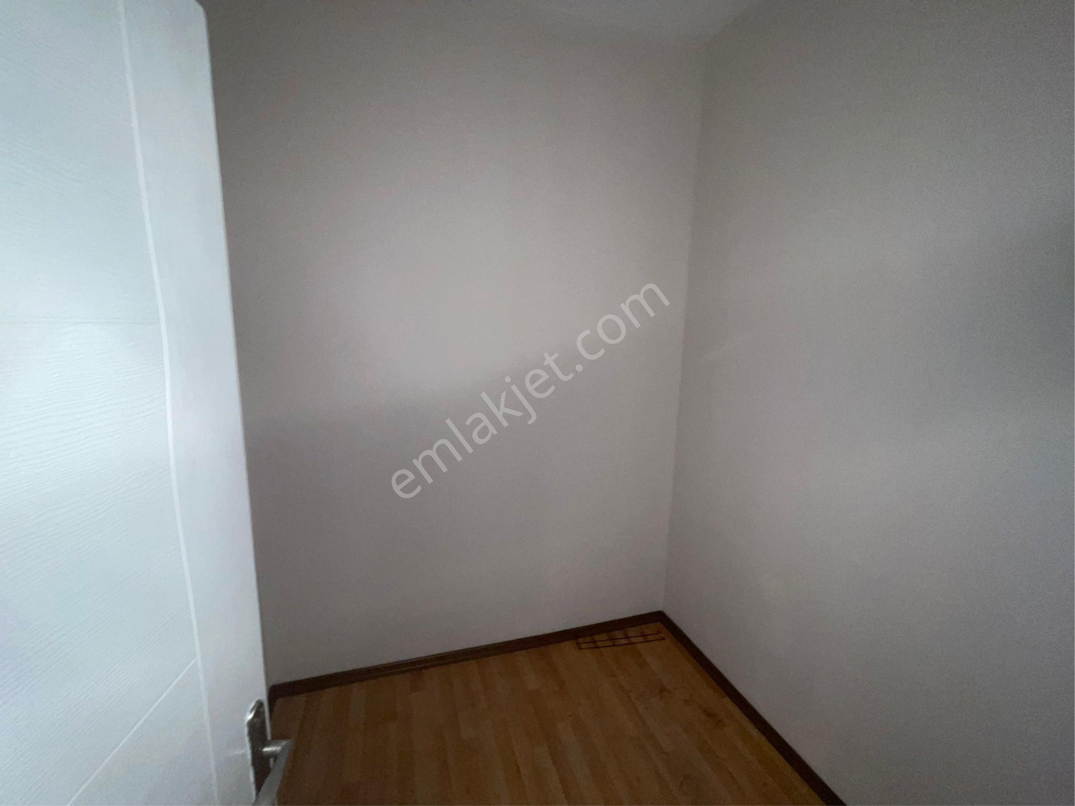 Doğanbey Tokide Temiz 3.5+1 Oda Kiralık Daire - Görsel 15