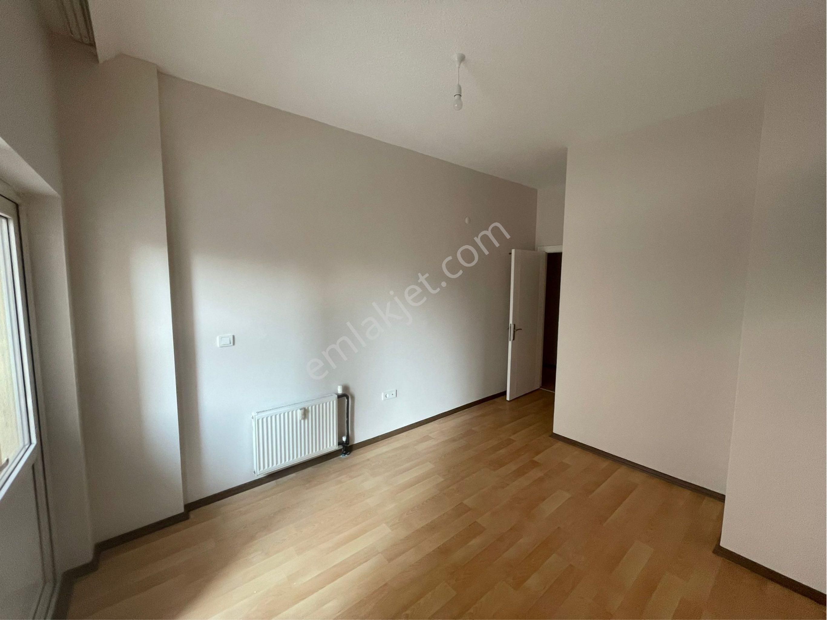 Doğanbey Tokide Temiz 3.5+1 Oda Kiralık Daire - Görsel 4