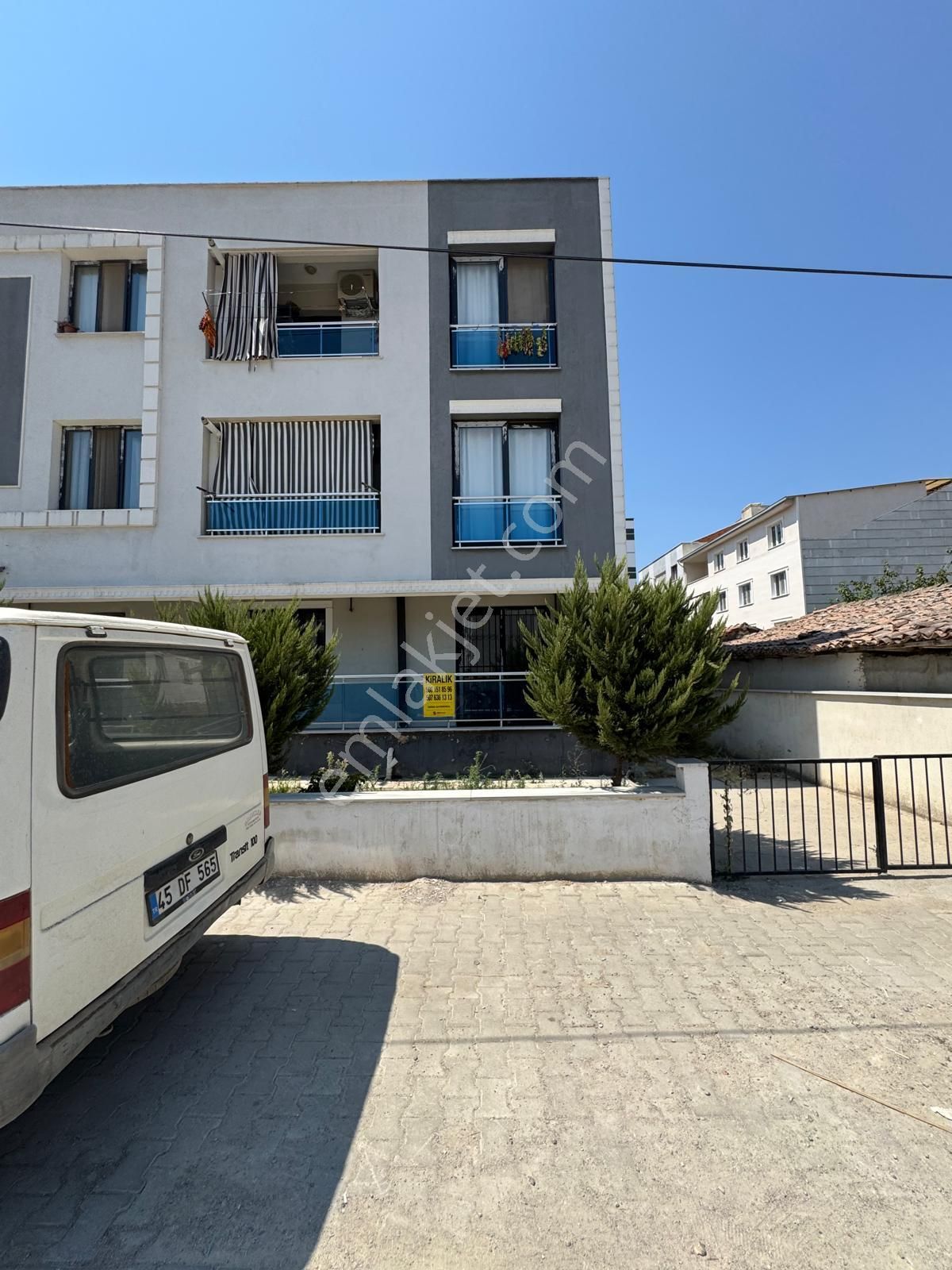Muradiye’de Kiralık 2+1 — Akman Gayrimenkul Güvencesi