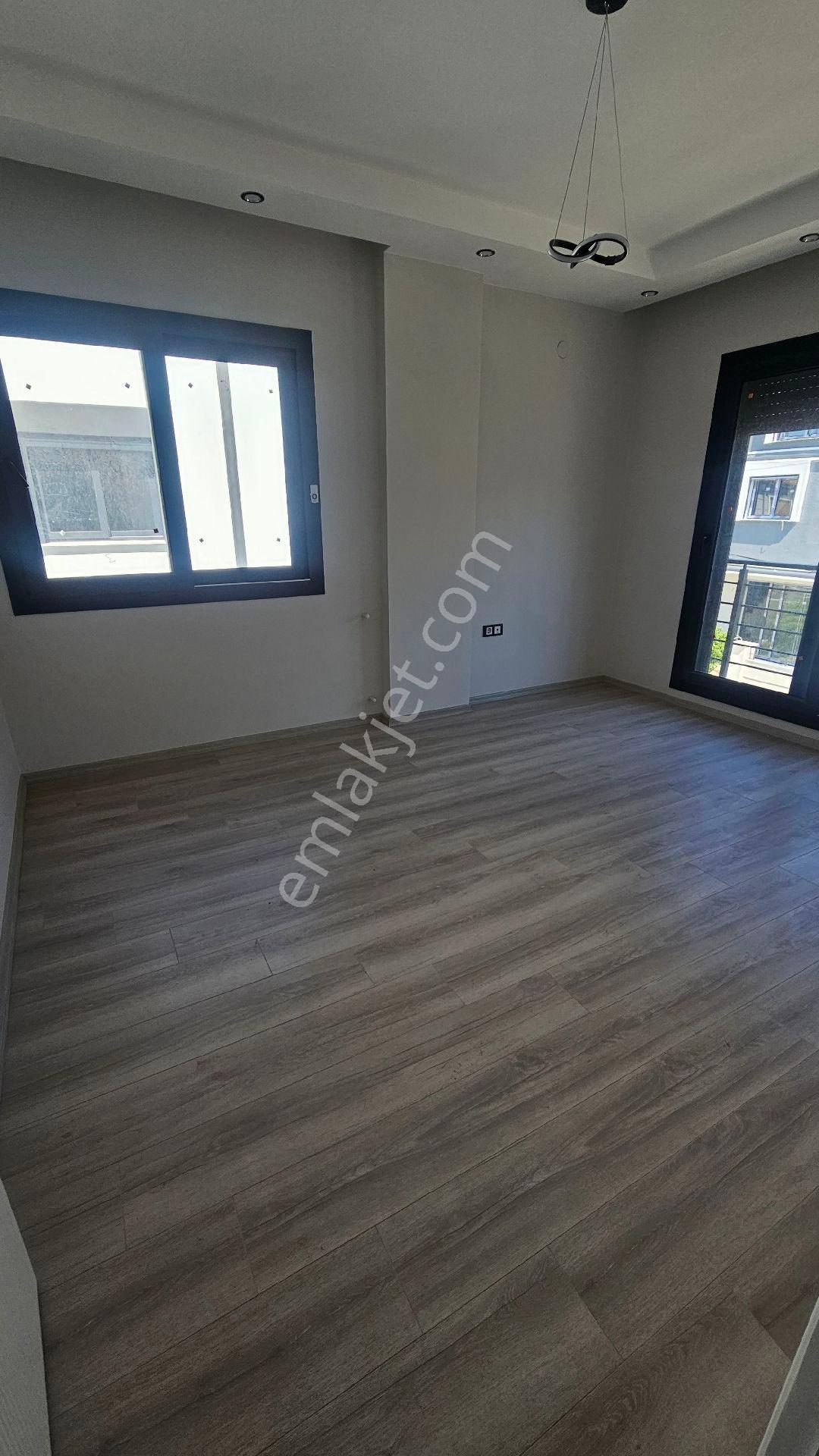 Didim'de Denize 200 Metre Mesafede Sıfır 4+1 Villa - Görsel 11